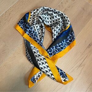 NWOT Stylish Geometric and Leopard Print Scarf